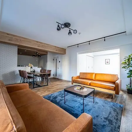 Appartamento Zabo Hills 302